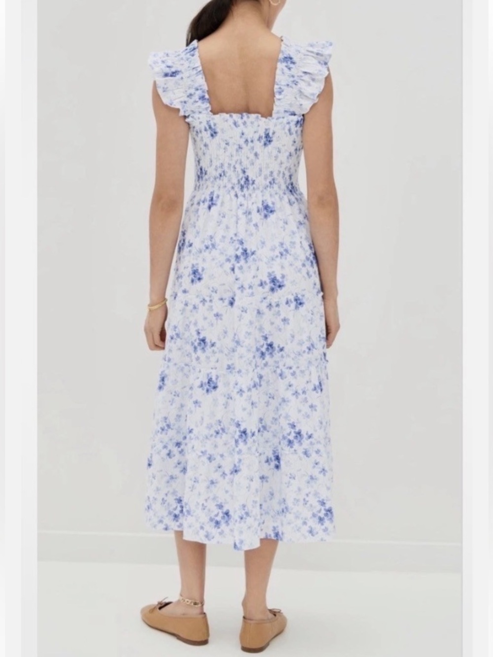 Hill House Home The Ellie Nap Dress in sweet peas blue. - Picture 3 of 6